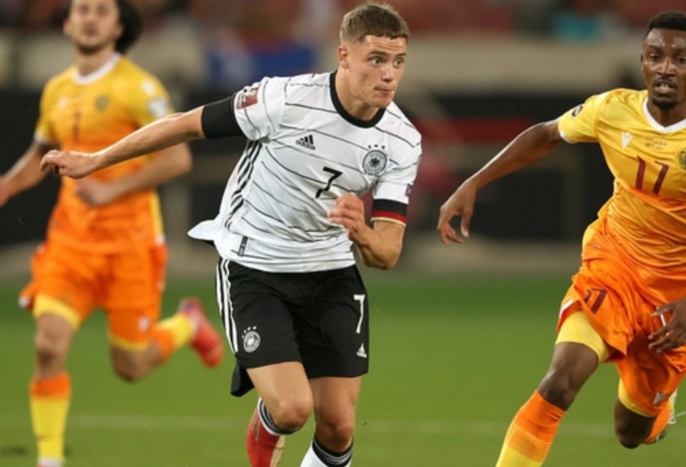 开云体育在线-德国队完胜日本队，郑思维高光表现的简单介绍