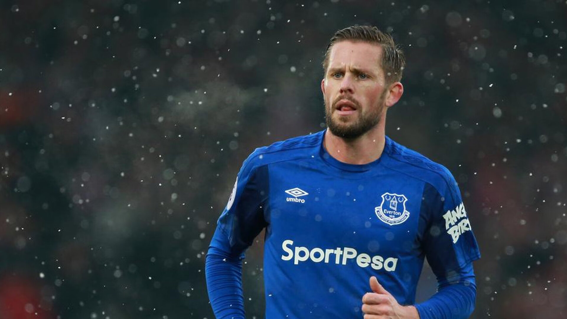 乌拉圭碾压巴西，法比尼奥如何扛起全队走向胜利